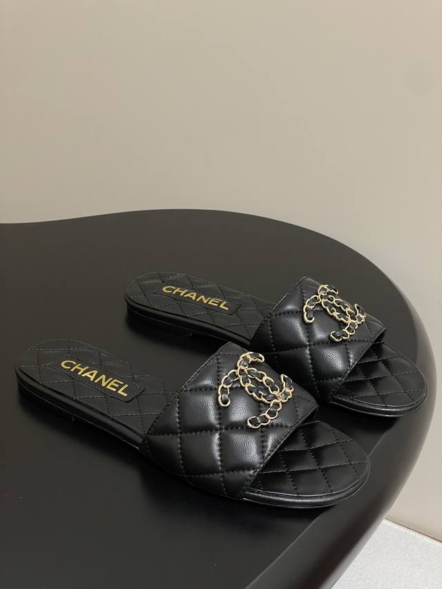 chanel Chanel Classic Flip Flops With Diamond Chain And Double C Buckle Flat