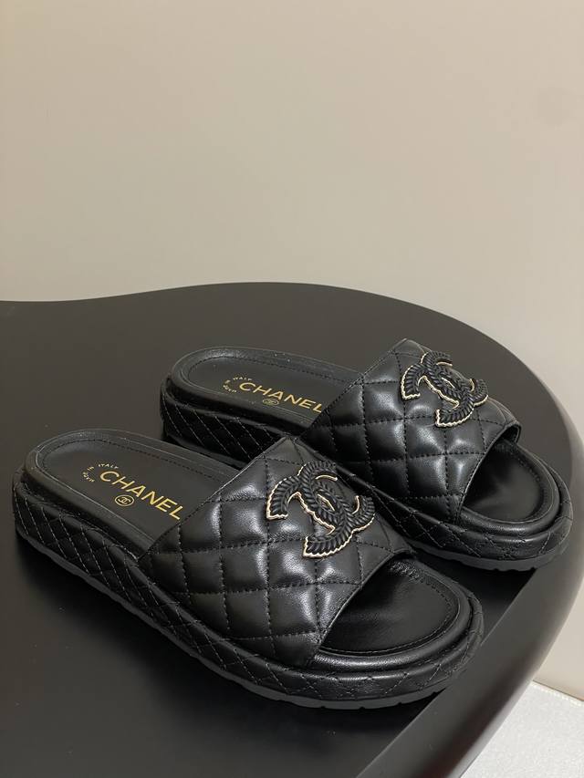 25Ss New Spring And Summer Chanel Classic Diamond Double C Buckle Thick-Soled