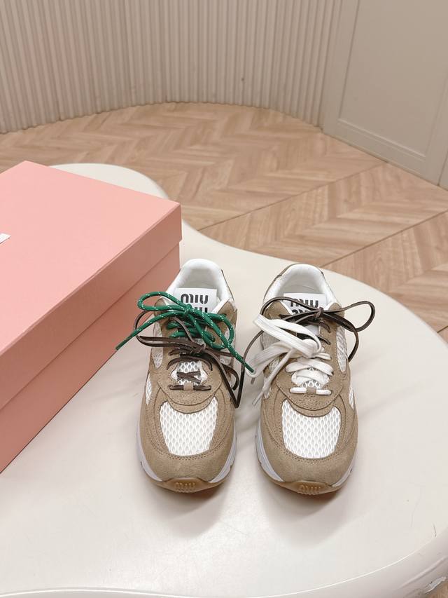 Is Out. The Latest American Retro Style Daddy Shoes Sneakers From Miumiu. The Ho