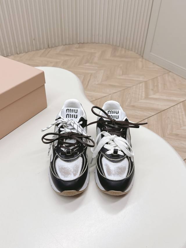 Releases The Latest American Daddy Sneakers From Miumiu. Popular Sneakers With G