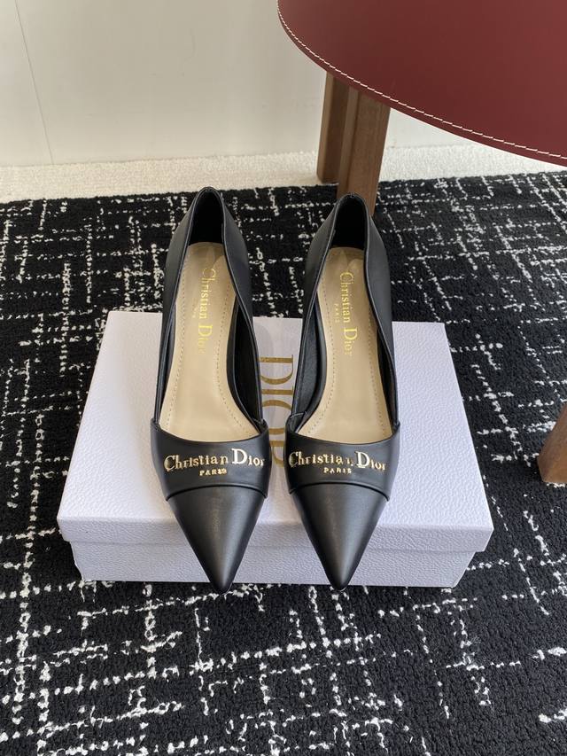 Purchasing Level Dior 25Ss New Spring And Summer Dior Dior Boy Pointed High Heel