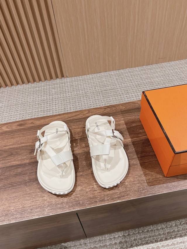 Hermes Catwalk Style Roman Sandals For Daily Wear Or Travel, Don't Be Too High-E