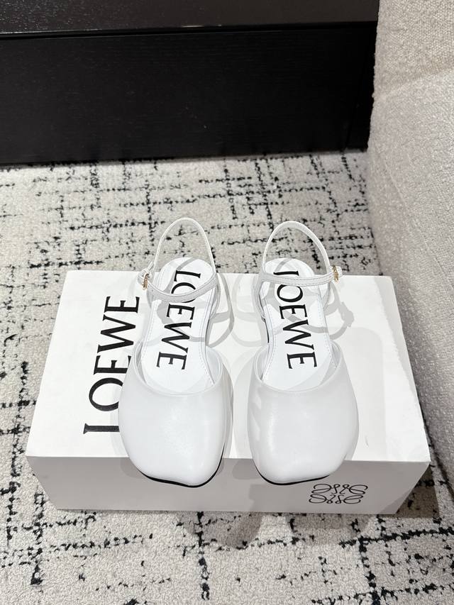 loewe 25 Spring And Summer Latest Flat Fashion Sandals This Year's Hottest Br