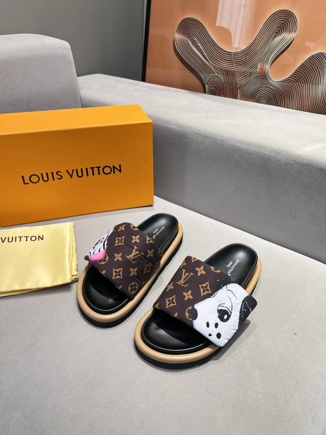 louis Vuitton Louis Vuitton Spring And Summer New Slippers Are On Sale. 1:1 H