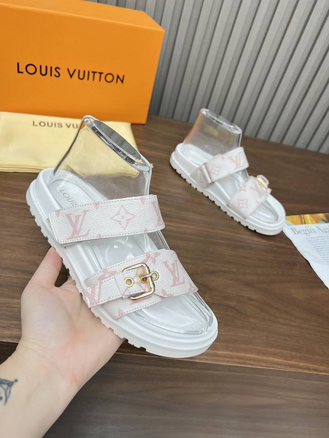louis Vuitton Louis Vuitton Multi-Color Optional New Slippers Are On Sale 1:1