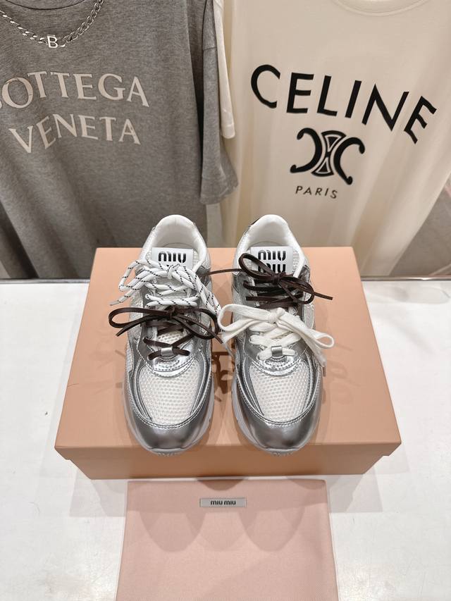 Miu Miu New Retro And Distressed Forrest Gander Training Shoes Thick-Soled Casua