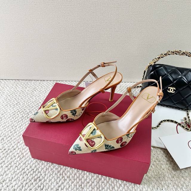 Purchasing Version Valentino Valentino 25Th New Vt Raffia Embroidered Cherry Lar
