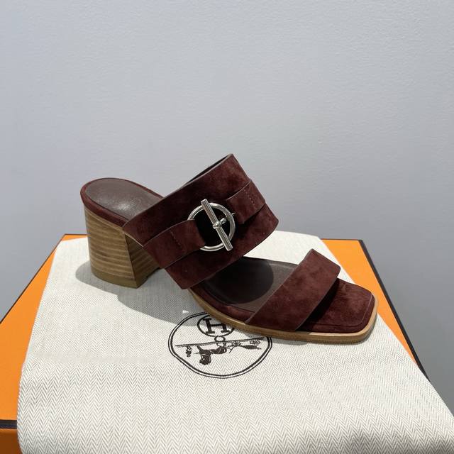 Hermes Hermes H Kute 60 Series Metal Buckle Thick Heel Sandals Upper: Cowhide Ou