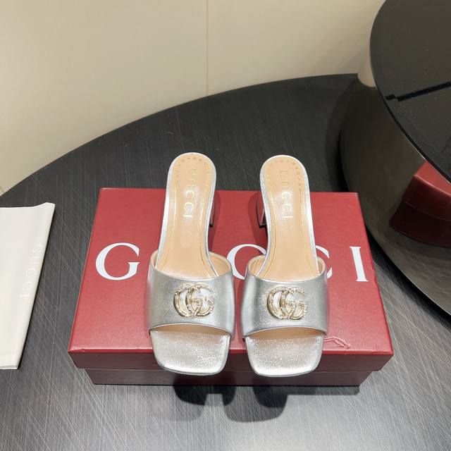 Factory: Exclusive Top Version G*Ucci Gucci 2025Vs Spring And Summer Latest Hot-