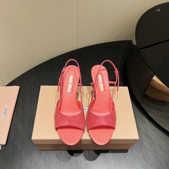 Exclusive Factory Version Miu Miu 2025Vs Spring And Summer New Sandal Series Rou