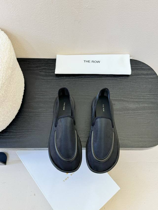 the Row Mesh Simple Single Shoes With Its Own Fairy-Like Hazy Beauty, It Is H