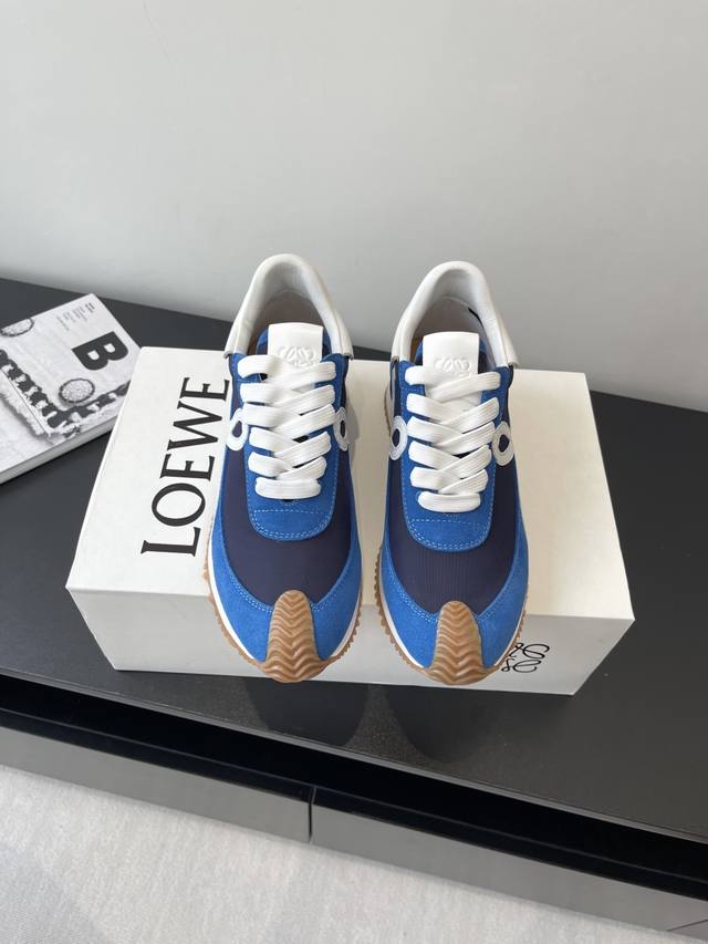 New Version Loewe's Latest Early Spring Inner Height Increase Color Matching Ger