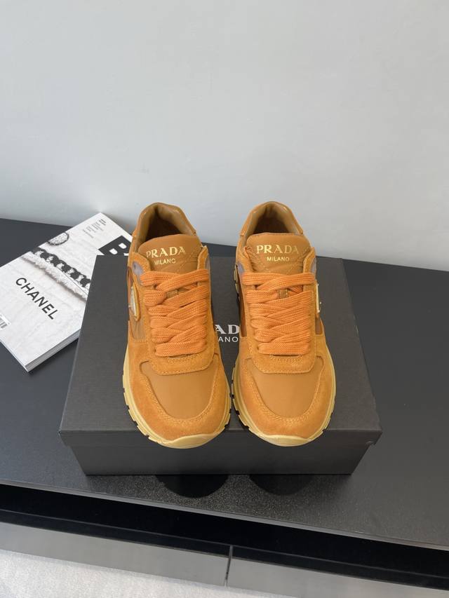 prada Prada 25Ss Spring And Summer New Triangle Logo Sports Shoes High Mercer