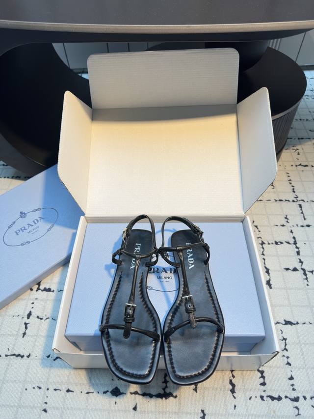prad*25Ss New Minimalist Slippers Minimalist Style Yet Fashionable, Easy To W