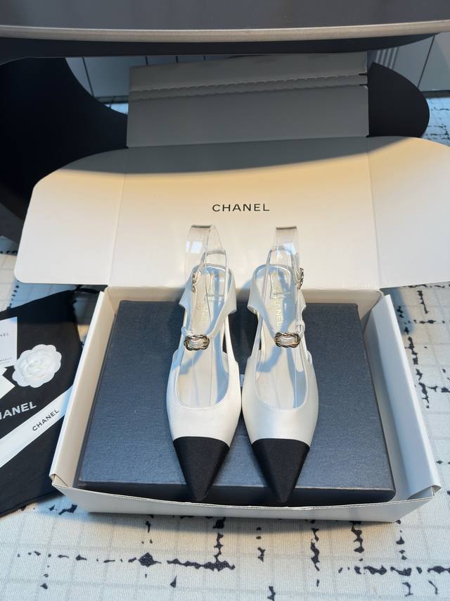 chane* Chanel 25C New Spring And Summer Products Catwalk Pointed Color Matchi