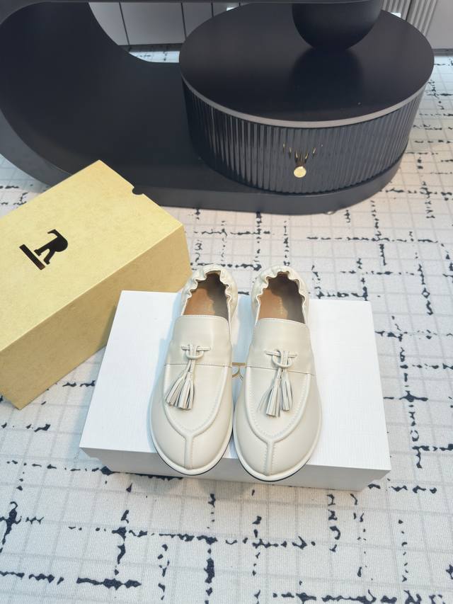 the Row 2025 Spring And Summer New Tassel Loafers I Fell In Love With This Sh
