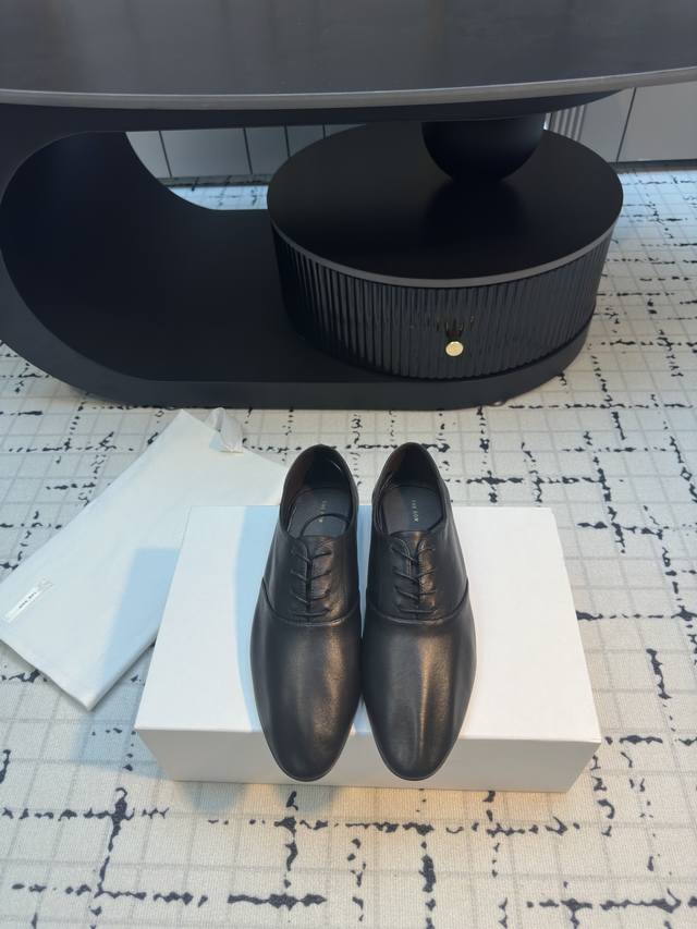 the Row 2025 Spring And Summer New Lace-Up Derby Leather Shoes Beautiful And