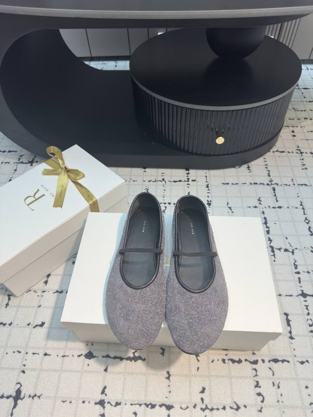 2025 Spring And Summer New Flat Grandma Shoes Ballet Shoes The Lambskin Is So