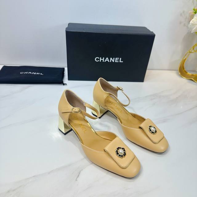 Factory Chanel 2025 Autumn Martin Boots Single Shoes Sandals Slippers Latest Mod