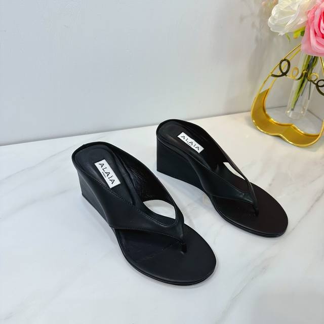 Factory Exquisite And Elegant, Yet Fashionable. Wear It For Casual Daily Wear An