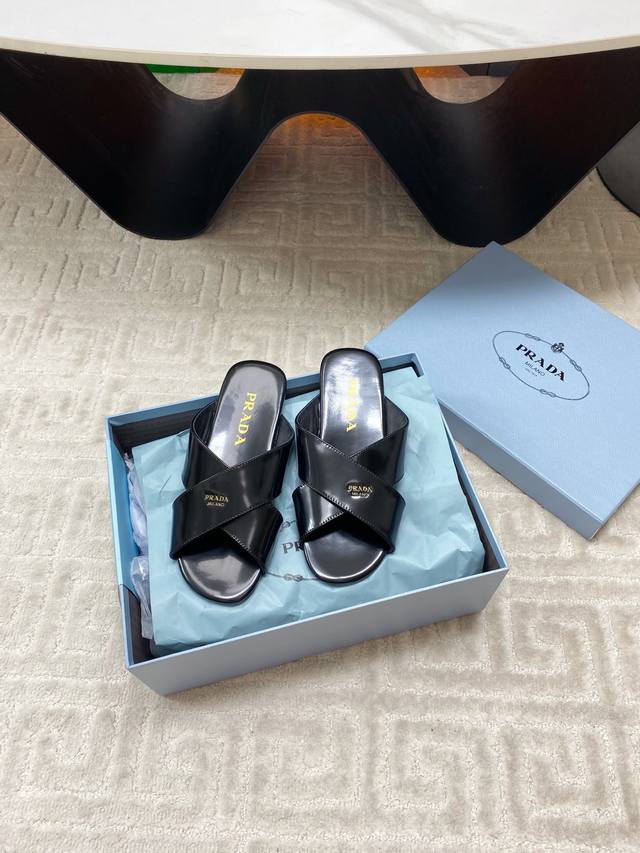 Factory Prada 2025 New Flip-Flops Original 1:1 Development Cowhide Leather Upper