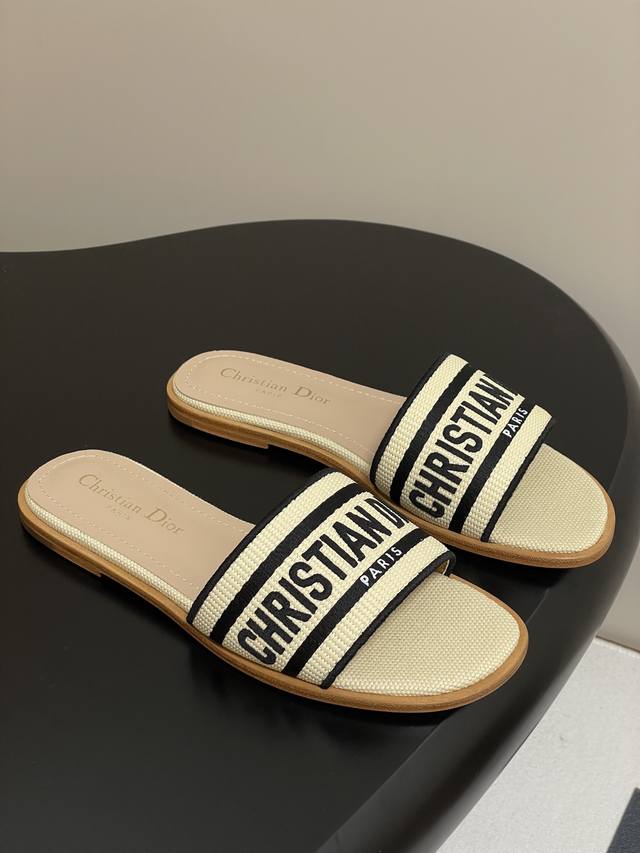 Flat Bottom 25Ss New Spring And Summer Dior Dway Heeled Sandals, Natural Raffia