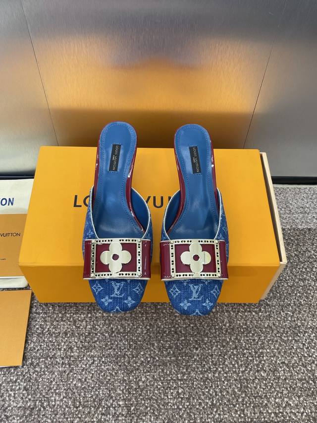 louis Vuitton 2025 Spring And Summer New Style Kitten Heel Jelly Color Women'