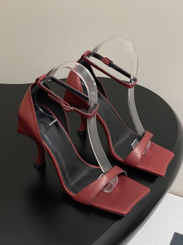 25Ss New Spring And Summer Balenciaga Strange Heel Arched High Heel One-Strap