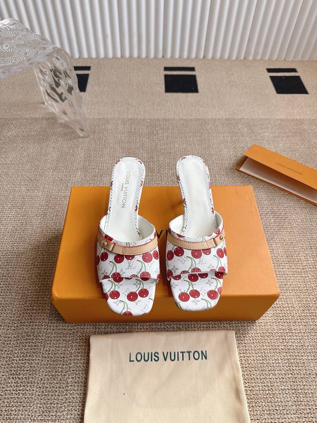 louis Vuitton Kitten Heel Slippers Just The Right Amount Of Sexy And Comforta