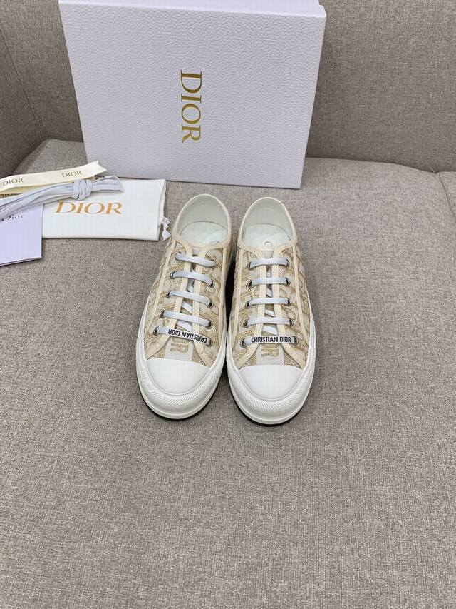 Factory Price P Dio* New Thick-Soled Height-Increasing Canvas Shoes, Advanced Th