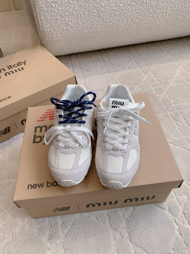 Suede Leather Surface Miu X Newbalance Collaboration Sneakers. The Shoes Are So