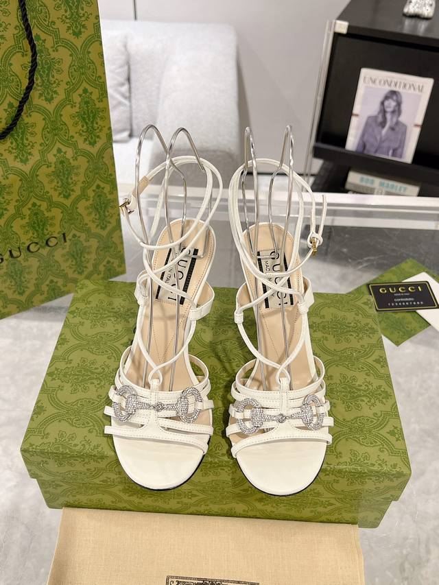 Latest Gucci Early Spring 24Ss New Product Crystal Diamond Horsebit Lace-Up High