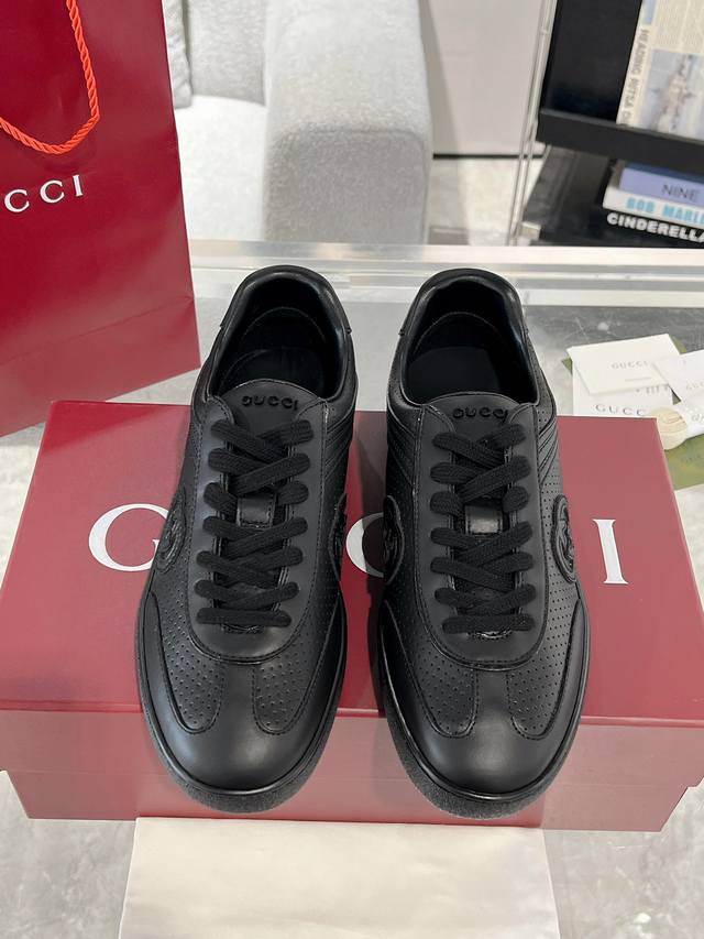 gucci New Men's Double G Casual Shoes White Shoes This Pair Of Shoes Is Made