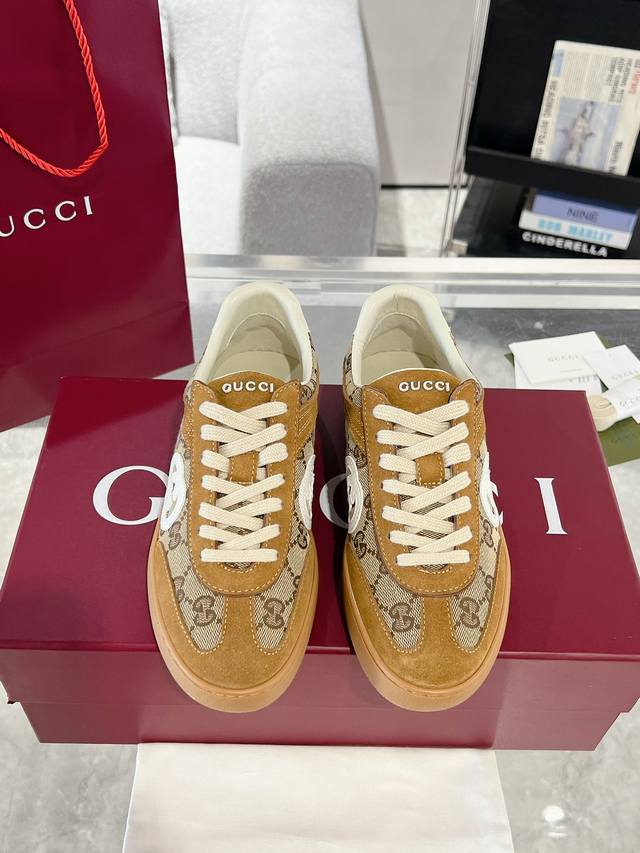 Women's Gucci New Double G Casual Shoes White Shoes This Pair Of Shoes Is Made O