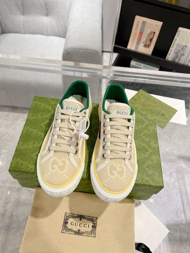 Women's And Men's 1977 Canvas Shoes New Color Matching, 5 Pairs Of Originals Dev