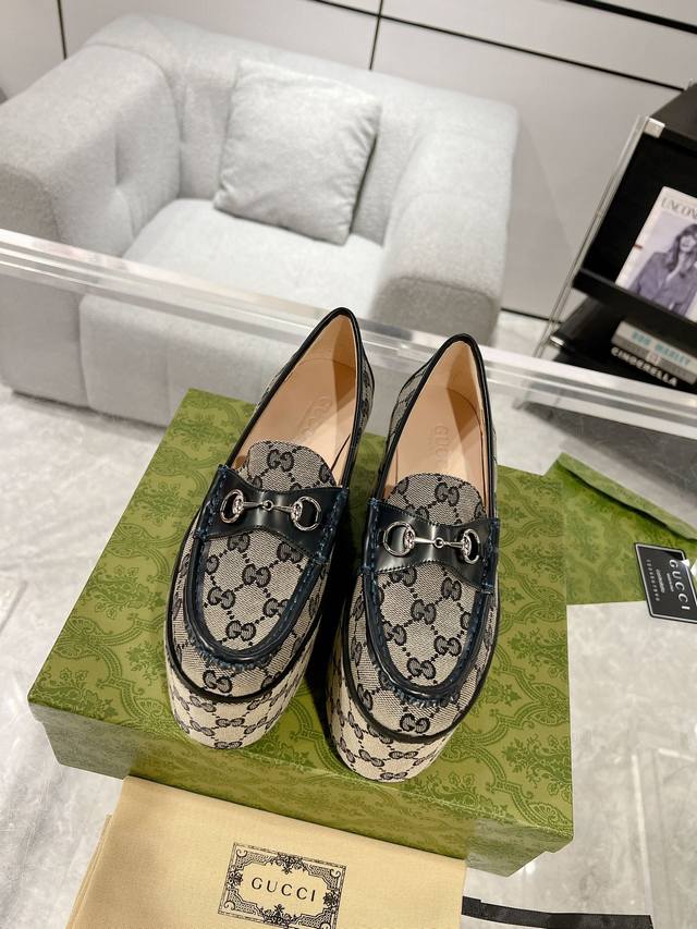 gucci New Spring And Summer Catwalk Style Retro Platform Thick Sole Horsebit