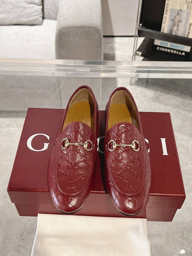 gucci Jordaan Women's Loafers As An Outstanding Representative Of Gucci's Des