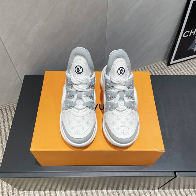 Factory: Top Exclusive First Release Colorblocked Casual Half Slippers 2025 New