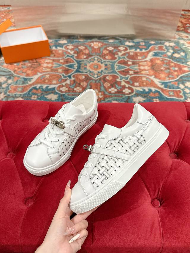 Women's Men's Herme's Straight Line Boutique Creation, You Will Fall In Love Wit