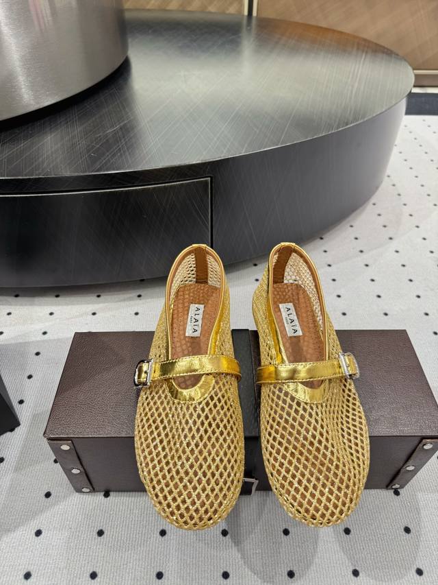 New Ballet Flats Are Super Popular. I Love Them So Much. They Are So Beautiful A