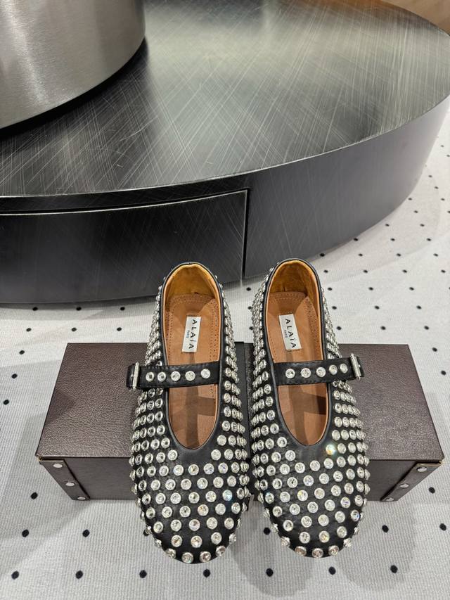 New Ballet Flats Are Super Popular. I Love Them So Much. They Are So Beautiful A
