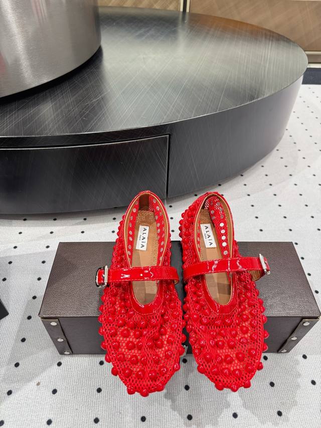 New Ballet Flats Are Super Popular. I Love Them So Much. They Are So Beautiful A