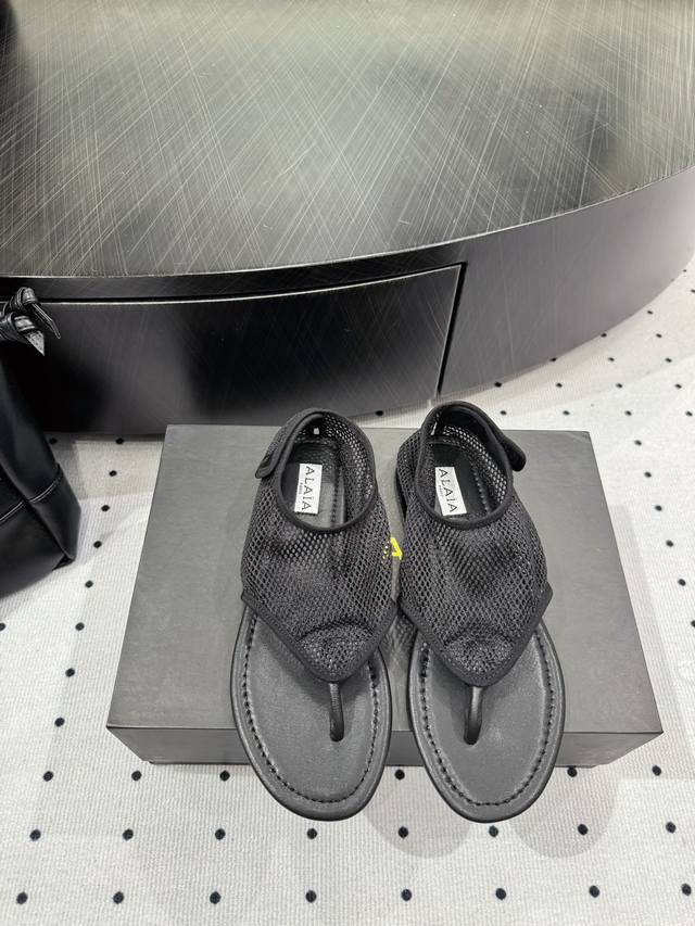 New Model On Sale Fabric Mesh Lining Sheepskin Sole Rubber Elegant Style Creates