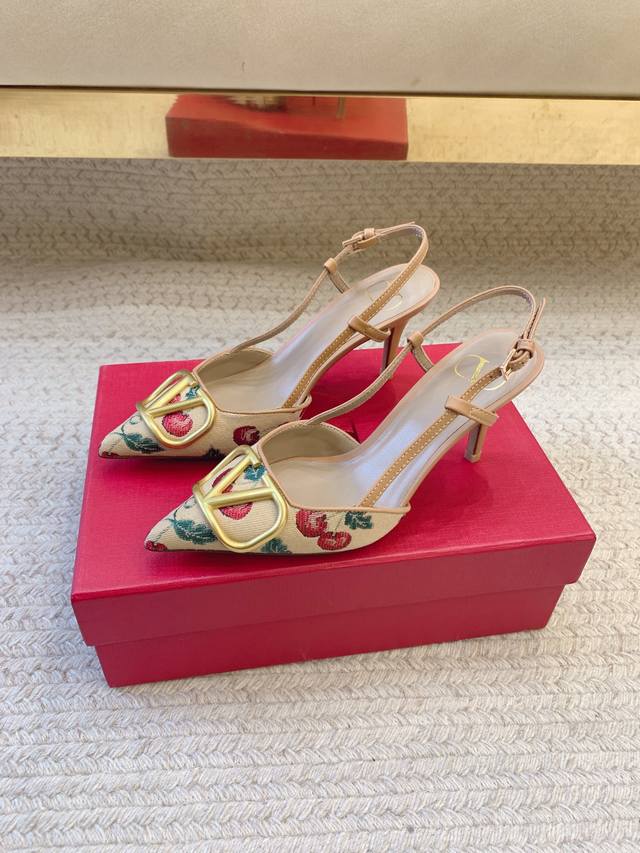 valentio*Ss25 New Style Cherry Blossom Pattern Jacquard Pointed Sandals Origi