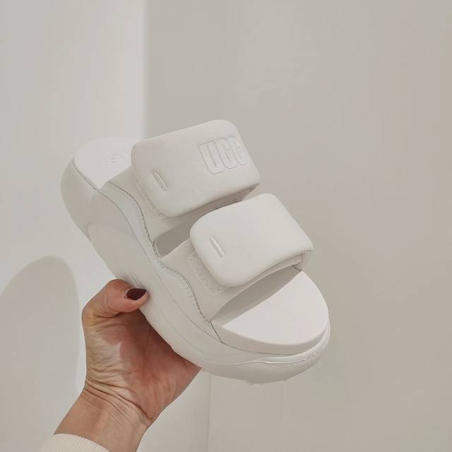 ugg 25 Summer New Cloud Thick-Soled Slippers Have A Shit-Like Feeling That Ma