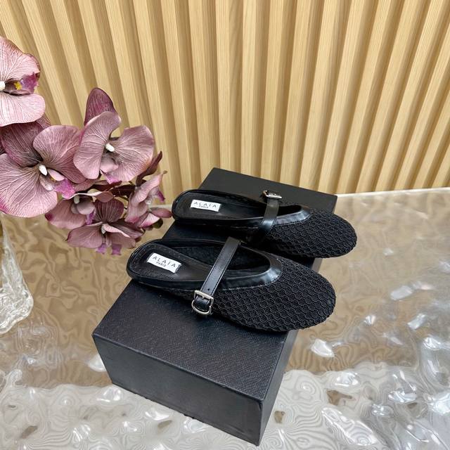 alaia Classic Retro Mesh Flat Half Slippers Full Of Girlish Style, Modern And
