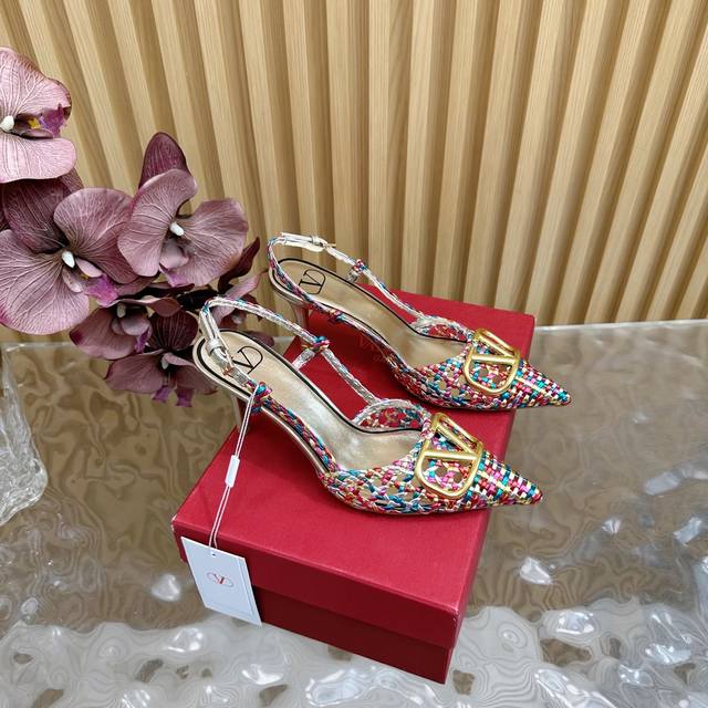 2025 High-End Version Of The Catwalk Style Valentino High-Heeled Woven Mesh S