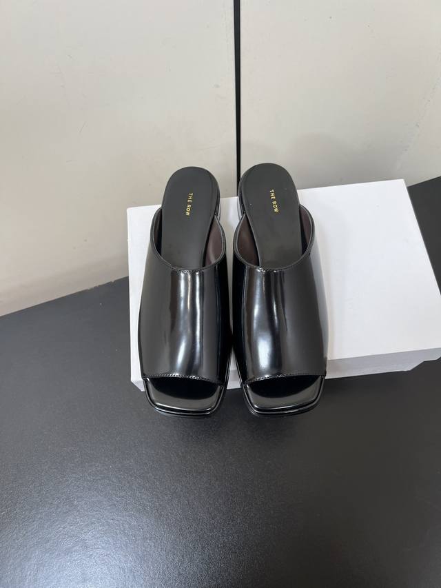 therow 2025 New Square Head Fish Mouth Slippers The Fish Mouth Slippers That