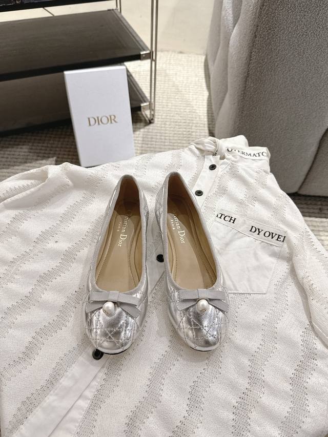 dior 24 Early Spring New Ballet Flats New Dior Pearl Diamond Pattern Ballet F