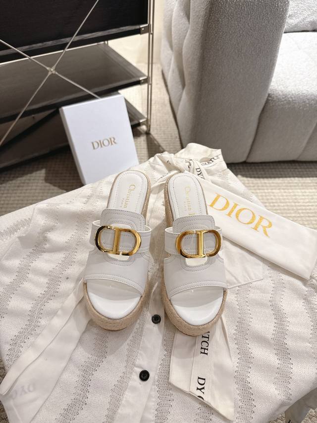 dior New Spring And Summer Metal Buckle Wedge Heel Thick-Soled Slippers This